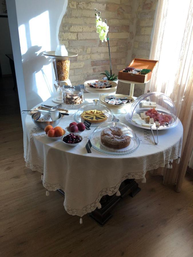 B&B La Casa Del Prete ริปาตรานโซเน ภายนอก รูปภาพ