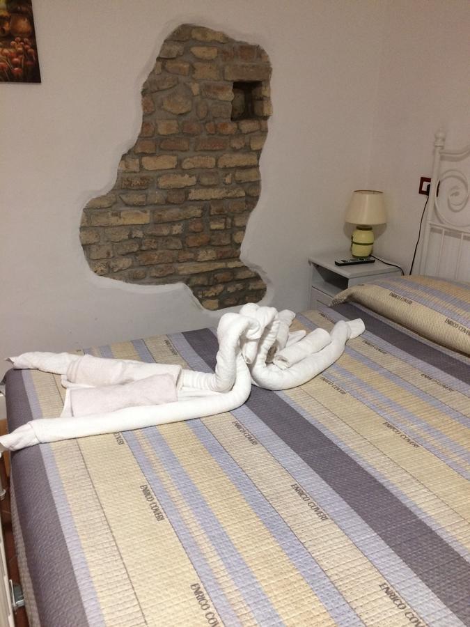 B&B La Casa Del Prete ริปาตรานโซเน ภายนอก รูปภาพ