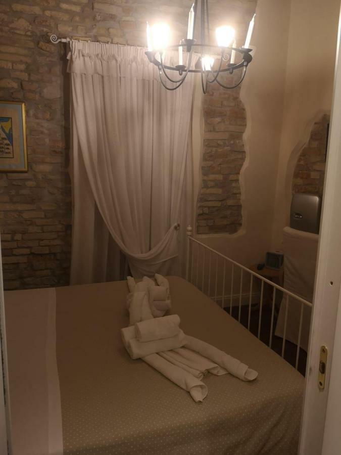 B&B La Casa Del Prete ริปาตรานโซเน ภายนอก รูปภาพ
